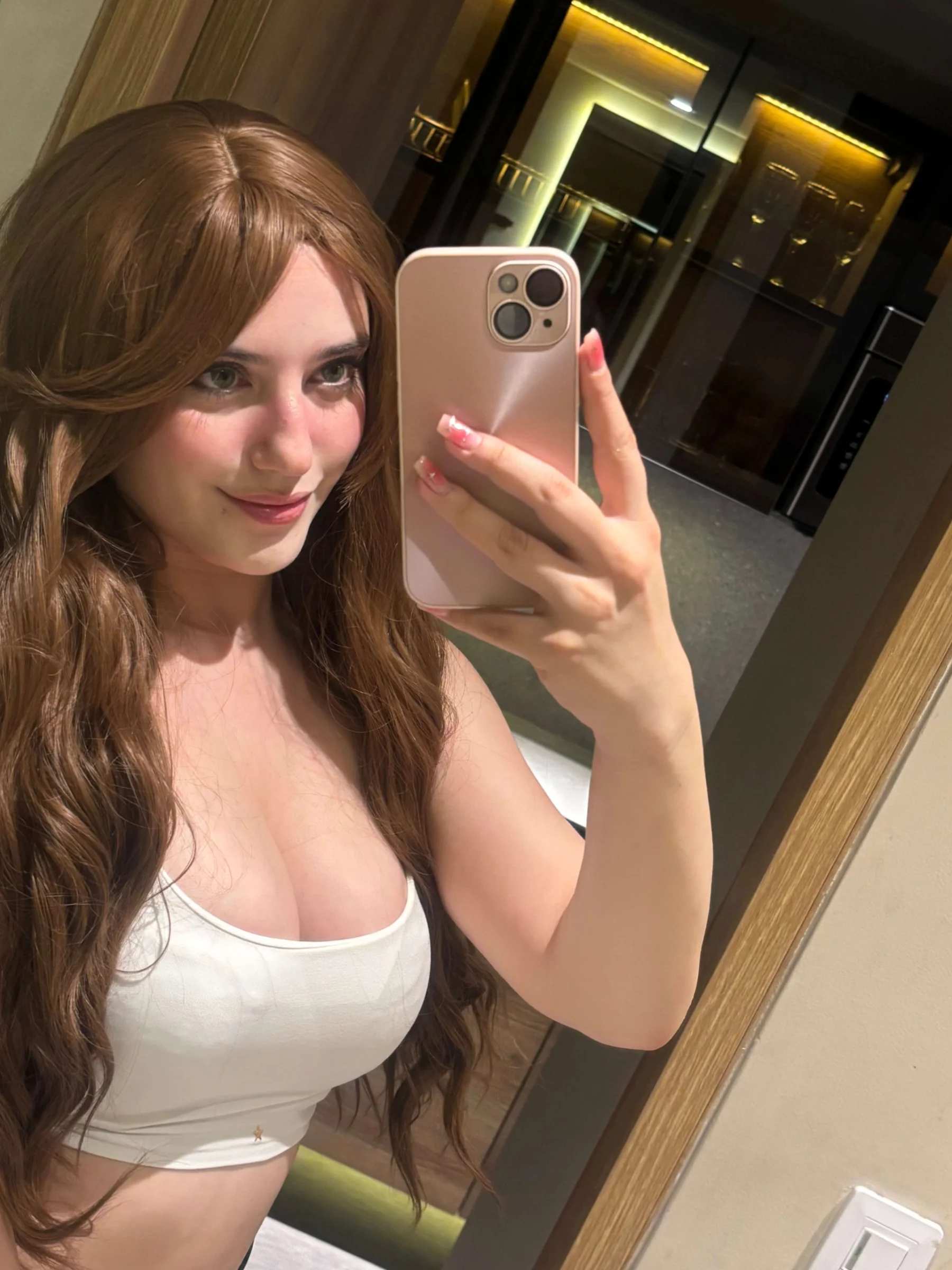 Fanny, Ελληνίδα δημιουργός στο OnlyFans, φωτογραφία 2